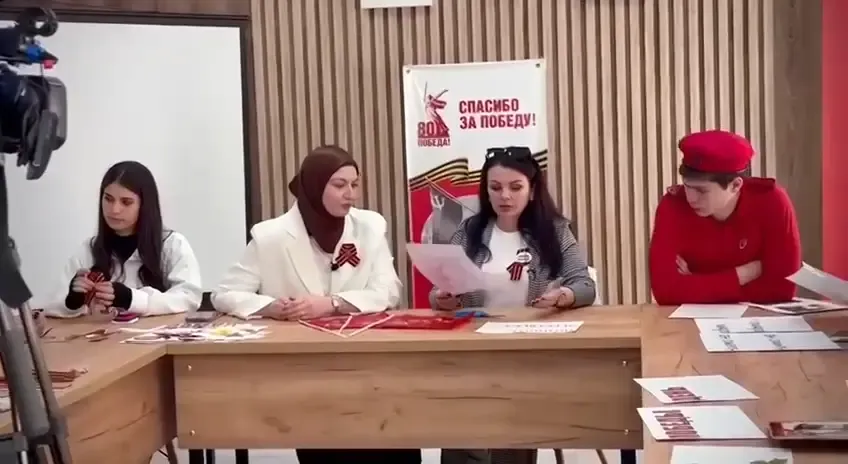 Съёмка передачи «Пусть меня научат» в молодёжном центре